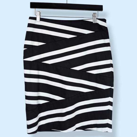 WHBM Striped Pencil Skirt - Picture 4 of 6
